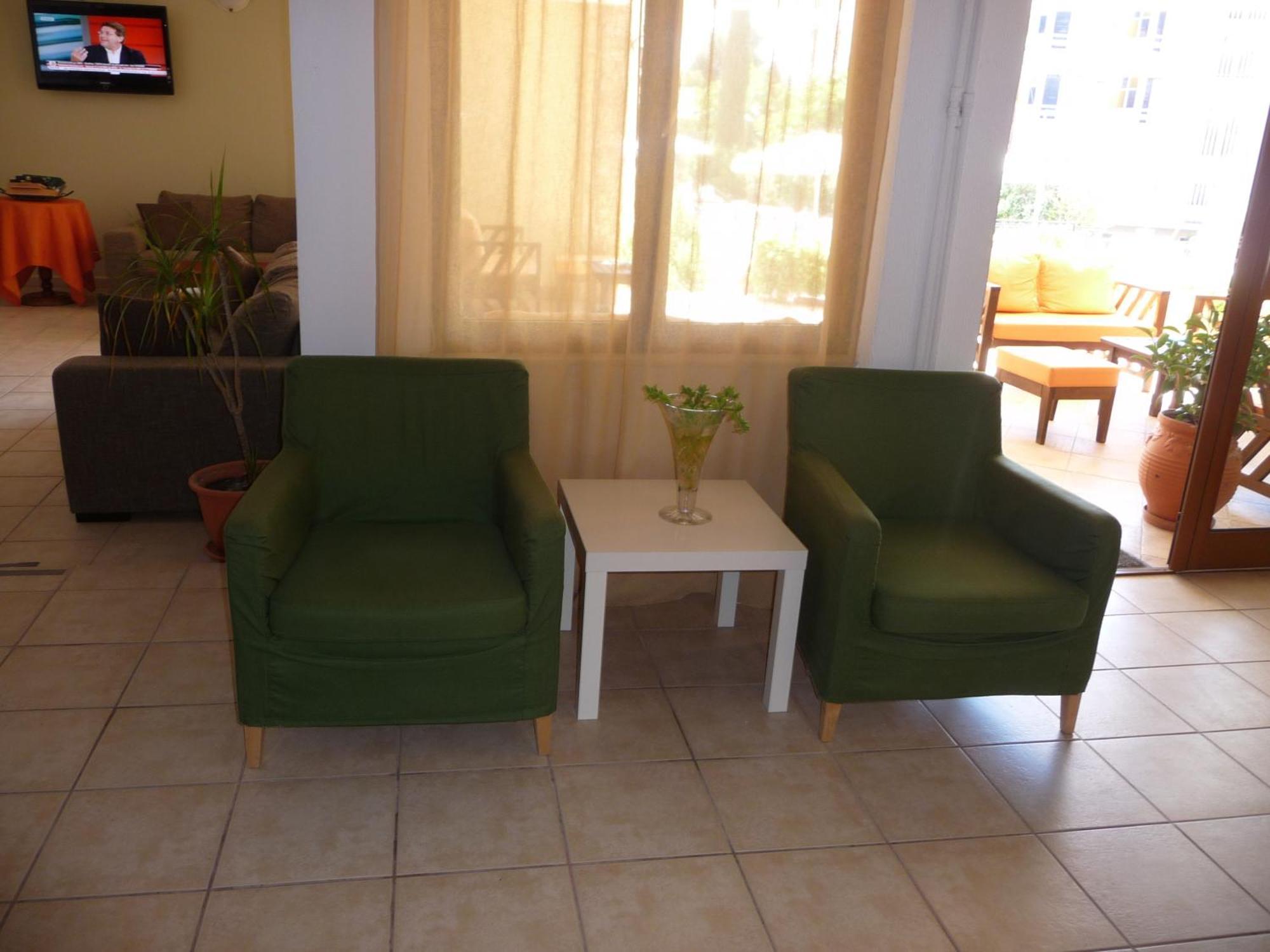 Hotel Afea Agia Marina  外观 照片