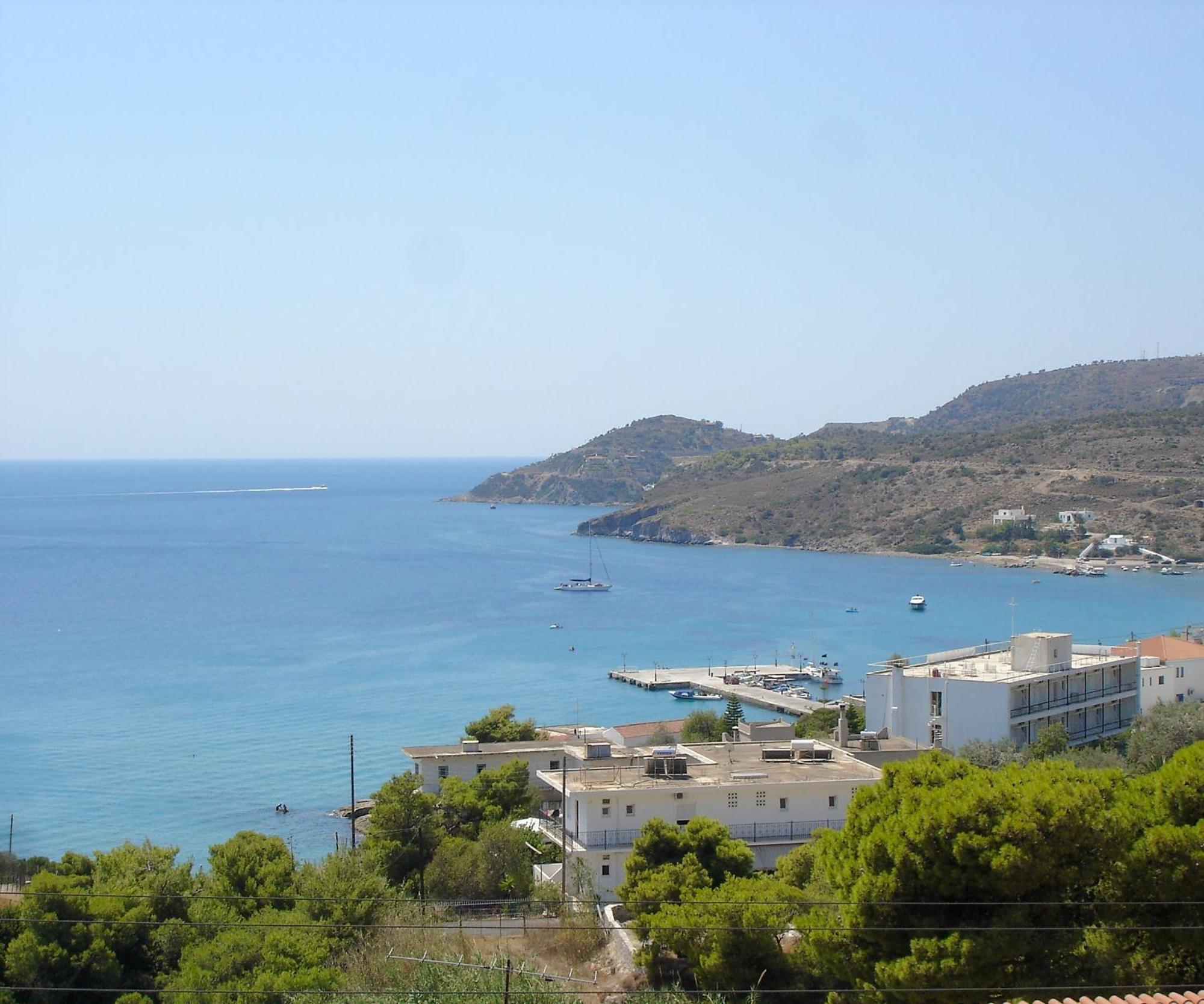 Hotel Afea Agia Marina  外观 照片