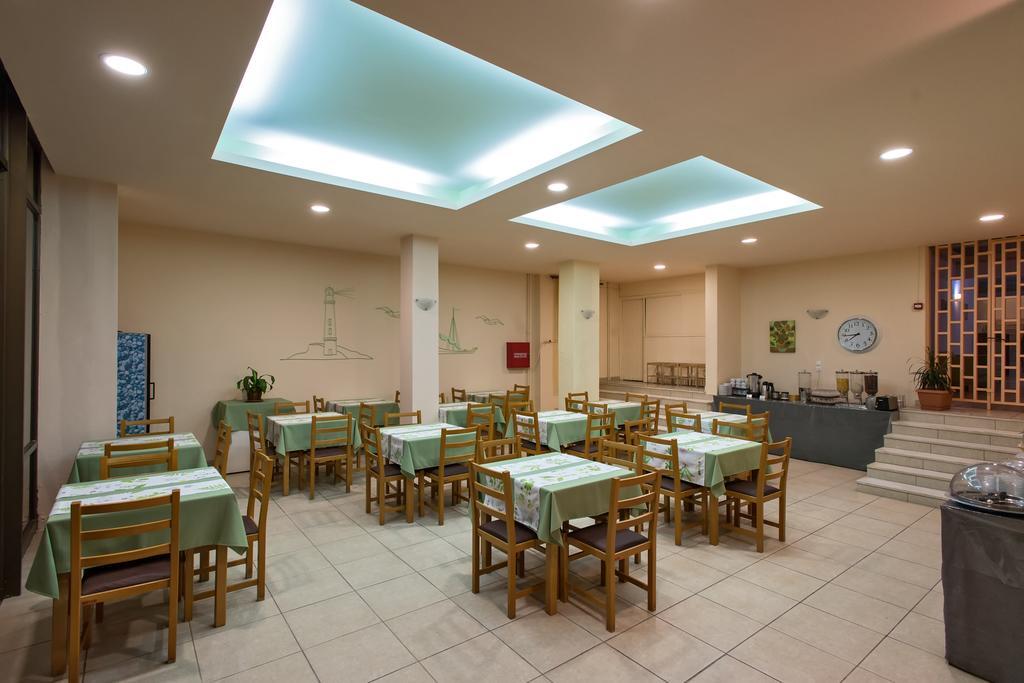 Hotel Afea Agia Marina  外观 照片